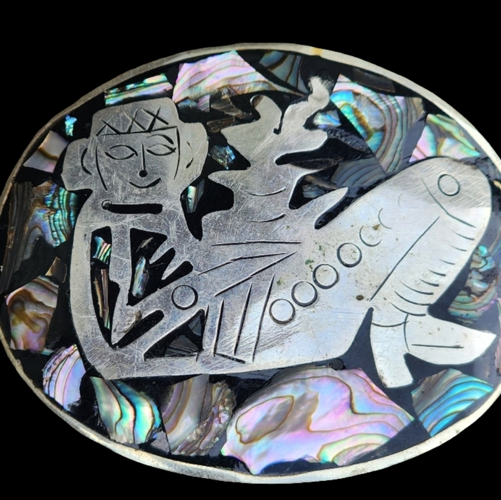 Vintage mother of pearl inlay Mexican belt buckle with figure